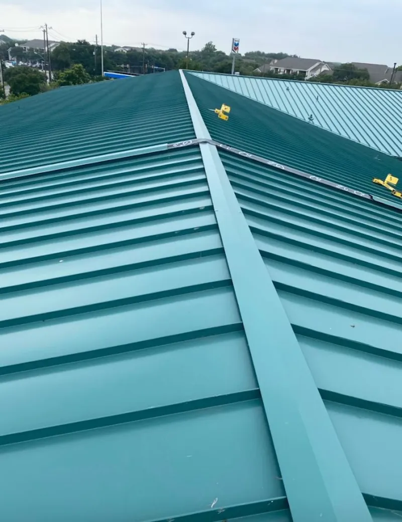 Green commercial metal roof ridge and valley for Metal Roof Repair in Egypt Lake-Leto